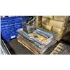 Image 3 : APPROX 7 PALLETS OF COMMERCIAL RETAIL RACKING/SHELVING