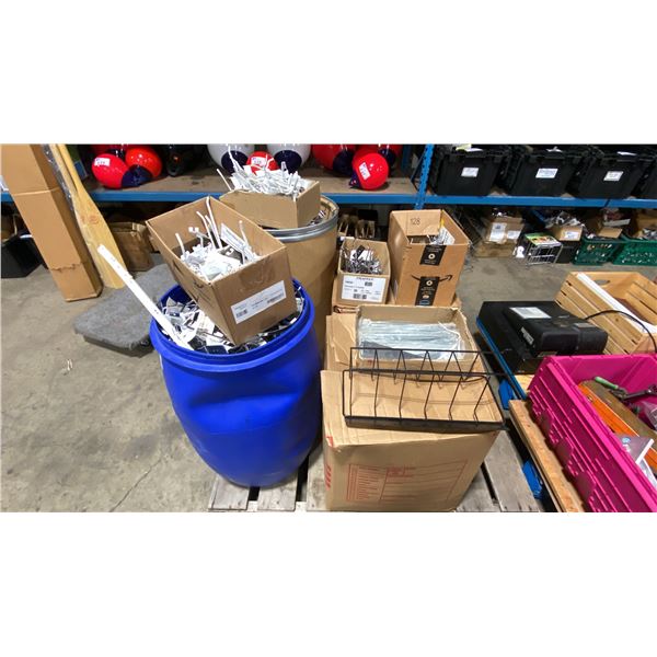 PALLET OF ASSORTED RETAIL DISPLAY PEGS