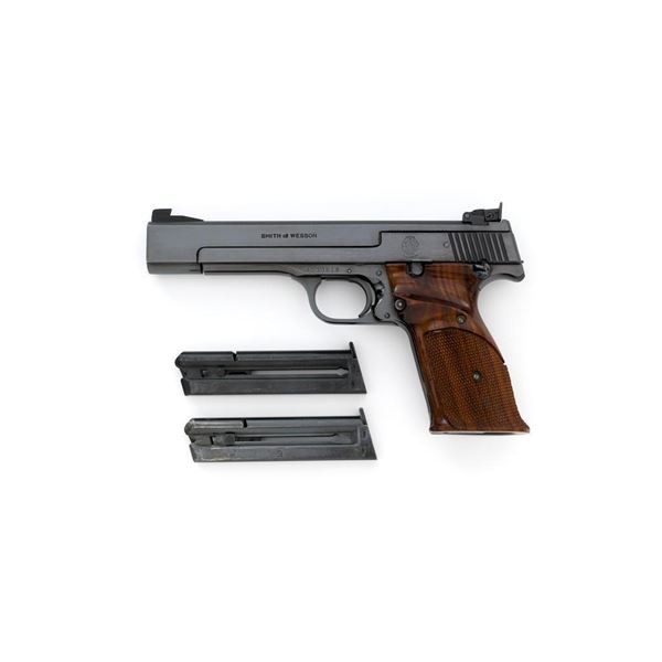 Smith & Wesson Model 41 Semi-Automatic Target Pistol