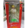 Image 2 : PORCELAIN ANGEL TREE TOP
