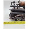 Image 4 : VTG-Style Metal Fire Truck Collectible Model