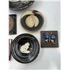 Image 6 : Ceramic Lot w/ Art & Decor
