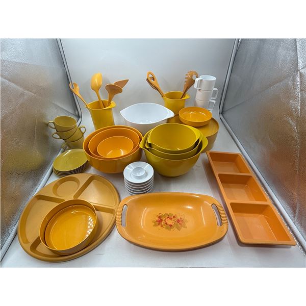 Lot of Melamine Serving Ware (Rosti, Ambig, Sunrise, etc.)