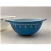 Image 2 : 2 VTG Pyrex "Snowflake Garland" Mixing Bowls