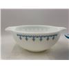 Image 3 : 2 VTG Pyrex "Snowflake Garland" Mixing Bowls