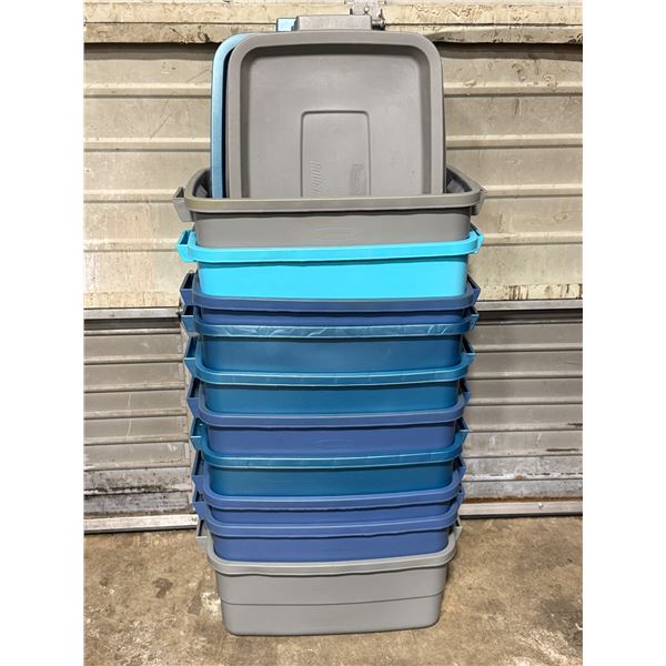 10 Rubbermaid Storage Bins and 10 Lids