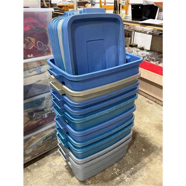 10 Rubbermaid Storage Bins and 10 Lids
