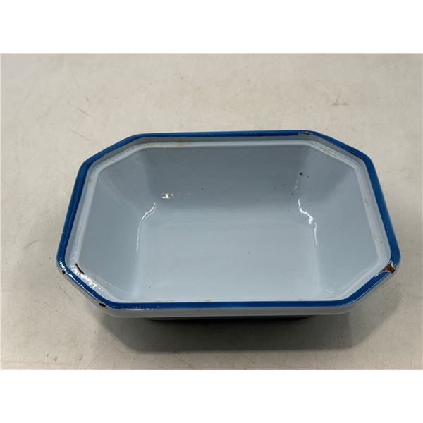Klafrestrom Enameled Cast Iron Dish