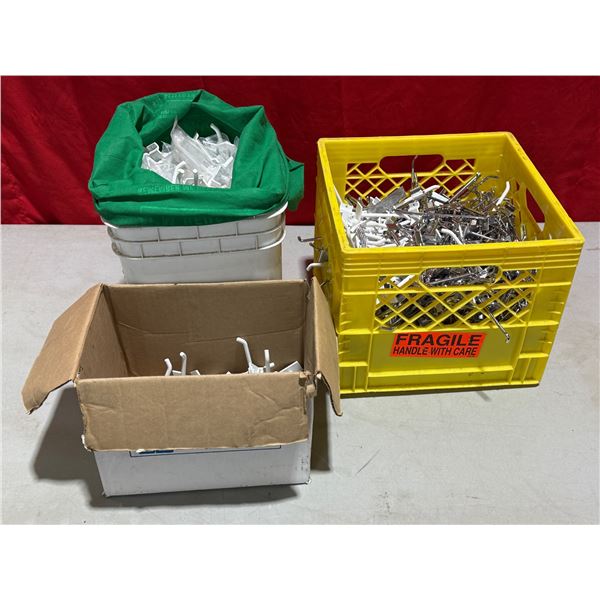 Lot of Plastic & Metal Slatwall Merchandise Hooks
