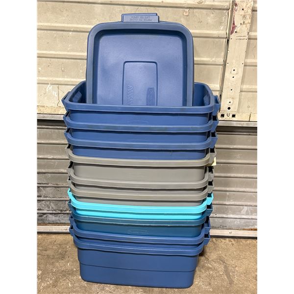 10 Rubbermaid Storage Bins and 10 Lids