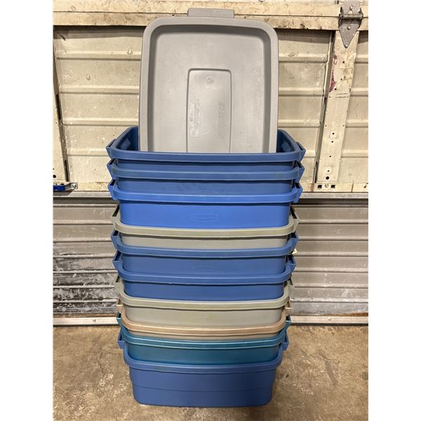 10 Rubbermaid Storage Bins and 10 Lids