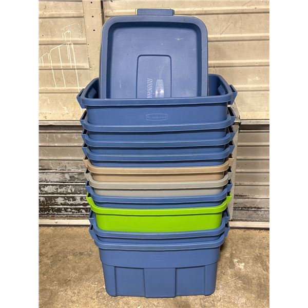 10 Rubbermaid Storage Bins and 10 Lids
