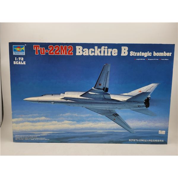 Unbuilt Trumpeter 1:72 Scale Tu-22M2 Backfire B Strategic Bomber Model Kit