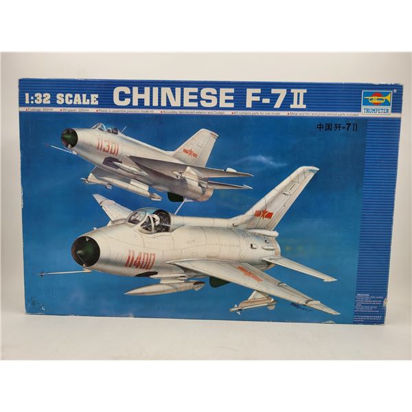 Unbuilt Trumpeter Chinese F-7II 1:32 Scale