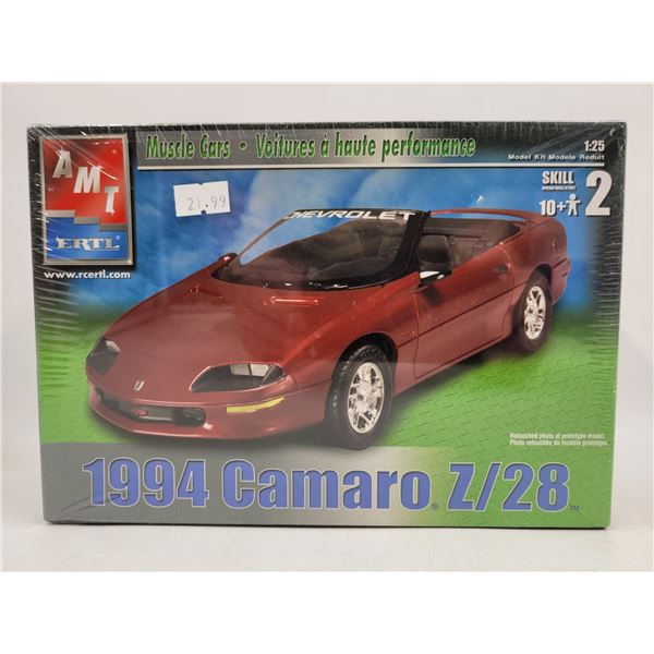 Sealed Ertl 1994 Camaro Z/28 1:25 Scale Model Kit