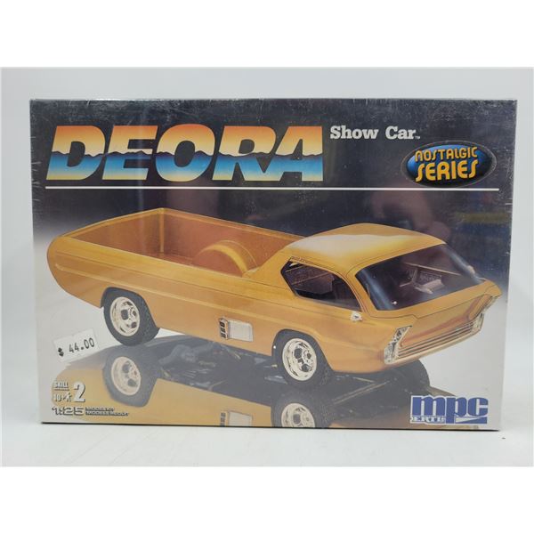 Sealed Ertl Deora Show Car 1:25 Scale Model Kit