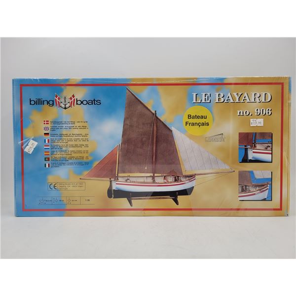 Sealed Billing Boats Le Bayard No. 906 1:30 Scale Model Kit