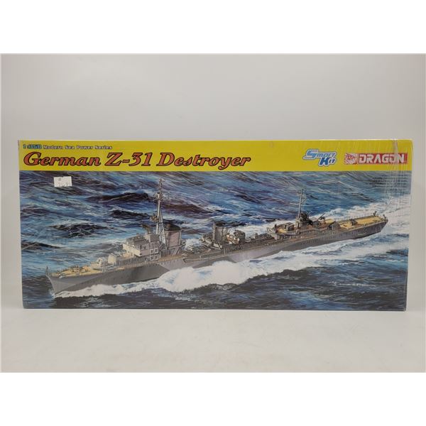 Sealed Dragon German Z-31 Destroyer 1:350 Scale Model Kit