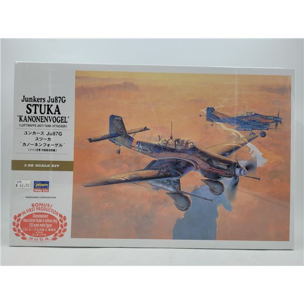 Sealed Hasegawa Junkers Ju87G Stuka "Kanonenvogel" Anti Tank Attacker 1:32 Scale Model Kit