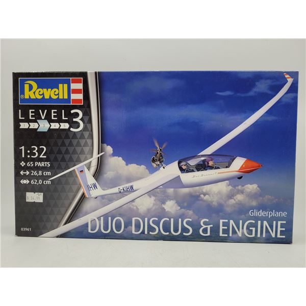 Unbuilt Revell Duo Discus & Engine Gliderplane 1:32 Scale