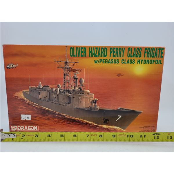 Unbuilt Dragon Oliver Hazard Perry Class Frigate w/ Pegasus Class Hydrofoil