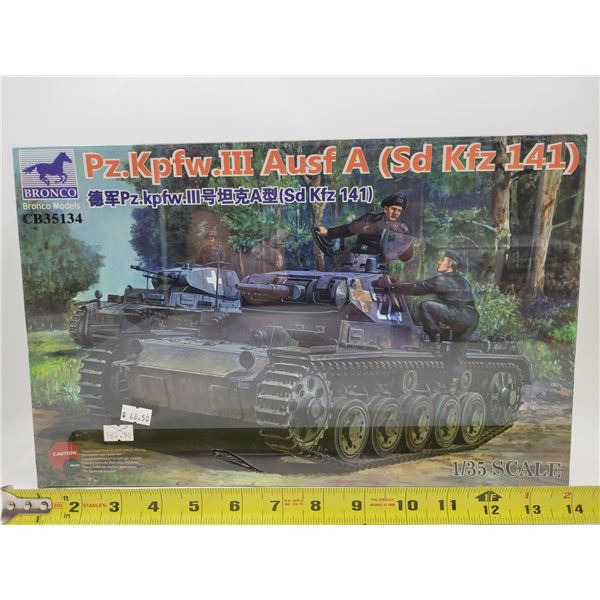Sealed Bronco Models Pz.Kpfw.III Ausf A (Sd Kfz 141) 1/35 Scale Model Kit