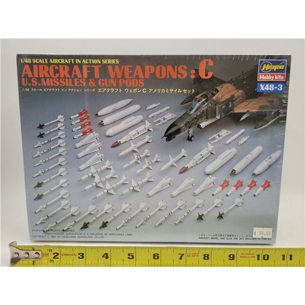 Sealed Hasegawa Aircraft Weapons: C US Missiles & Gun Pods 1/48 Scale Model Kit