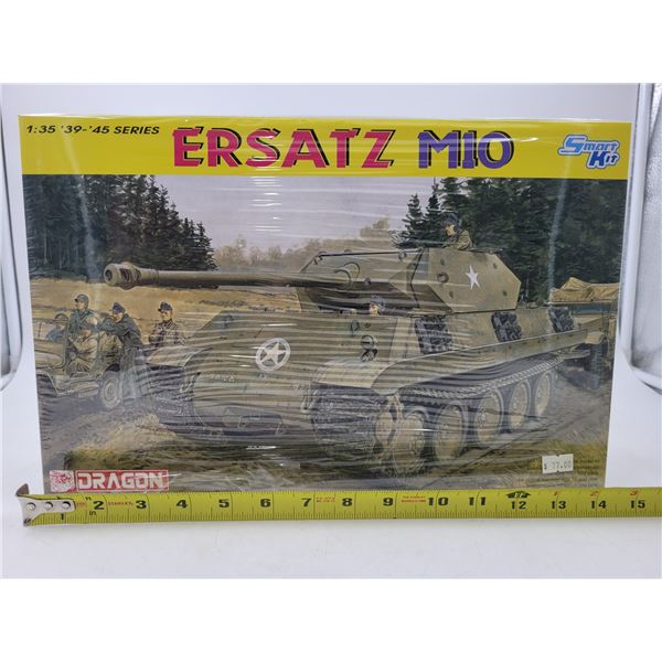 Sealed Dragon Ersatz M10 1:35 Scale Model Kit