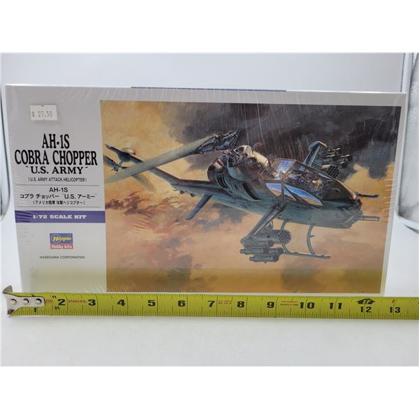 Sealed Hasegawa AH-1S Cobra Chopper 1:72 Scale