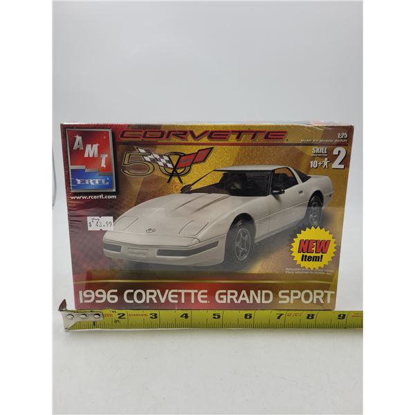 Sealed AMT ERTL 1996 Corvette Grand Sport 1:25 Scale