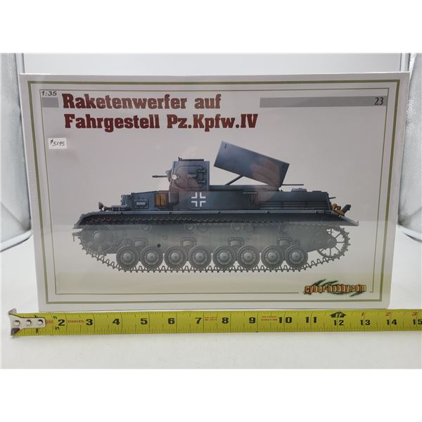 Sealed Cyber Hobby Raketenwerfer Auf Fahrgestell Pz.Kpfw.IV1:35 Scale