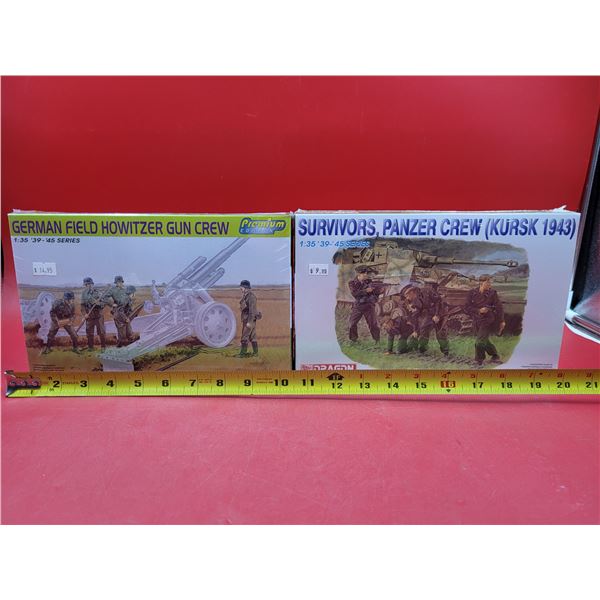 Sealed German Field Howitzer Gun Crew & Sealed Survivors Panzer Crew 1943 1:35 Scale