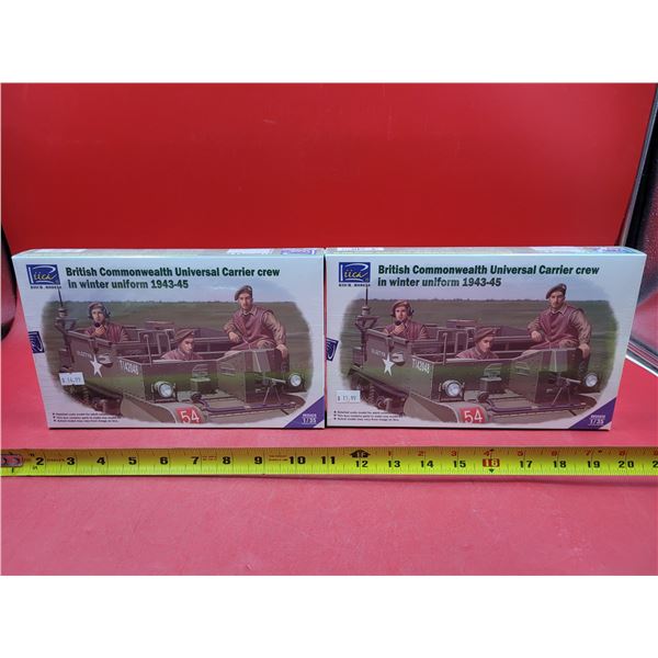2 Sealed Riich Models British Commonwealth Carrier Crew Winter Uniform 1943-45 1:35 Scale