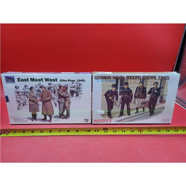 Unbuilt Riich Models East Meet West 1945 & Sealed German Naval Troops Dieppe 1942 1:35 Scale