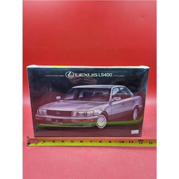 Sealed Lexus LS400 1/24 Inch Up Disk Series