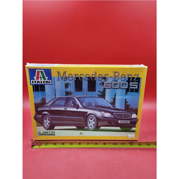 Sealed Italeri Mercedes Benz 600S 1:24 Scale