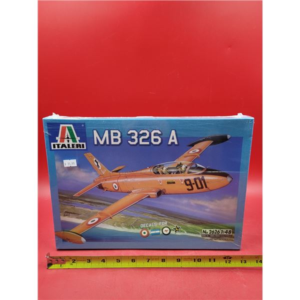 Sealed Italeri MB 326 A 1:48 Scale