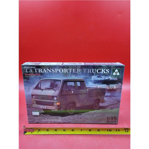 Sealed Takom T3 Transporter Truck Double Cab 1:35 Scale