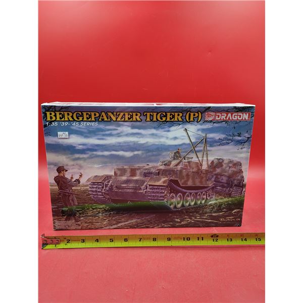 Sealed Dragon Bergepanzer Tiger 1:35 Scale