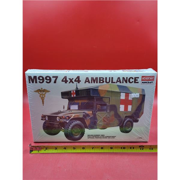 Sealed Academy Minicraft M997 4x4 Ambulance 1:35 Scale