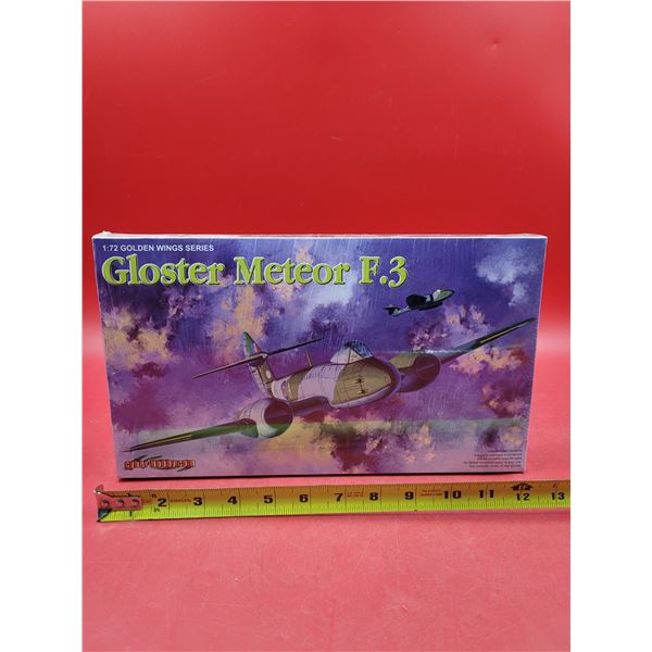 Sealed Cyber Hobby Gloster Meteor F.3 1:72 Scale