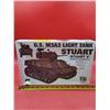 Image 1 : Unbuilt ARV Club US M3A3 Light Tank Stuart 1:35 Scale