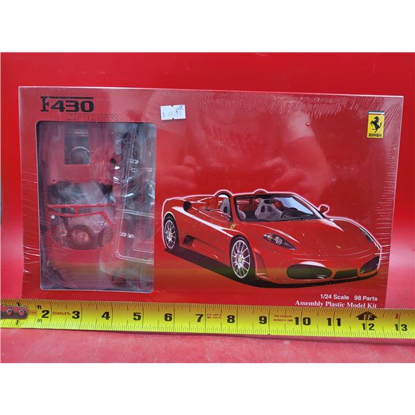 Sealed F430 Spider Ferrari 1:24 Scale