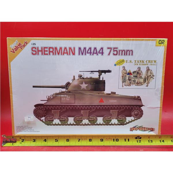 Sealed Cyber Hobby Sherman M4A4 75mm 1:35 Scale