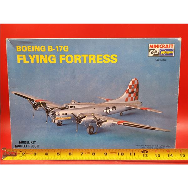 Unbuilt Hasegawa Boeing B-17G Flying Fortress 1:72 Scale