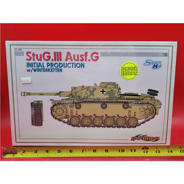 Sealed Cyber Hobby Stu.G.III Ausf.G Tank w/ Winterketten 1:35 Scale