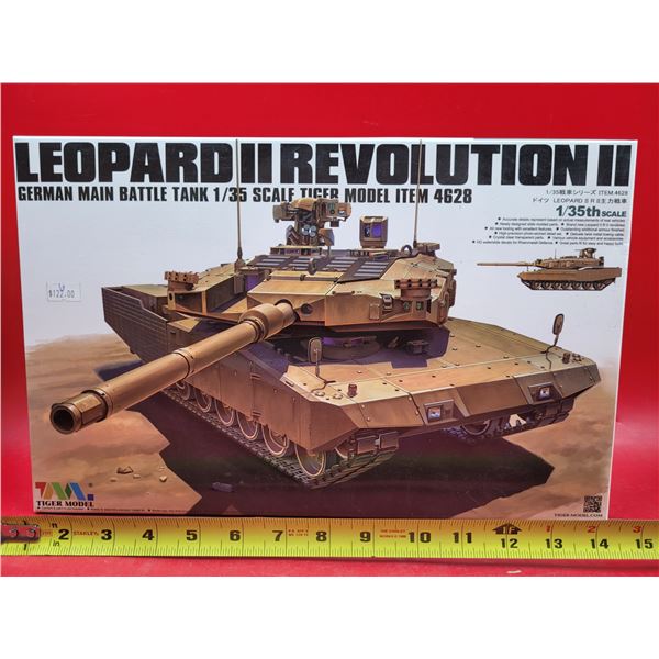 Unbuilt Tiger Model Leopard II Revolution II German Battle Tank 1:35 Scale