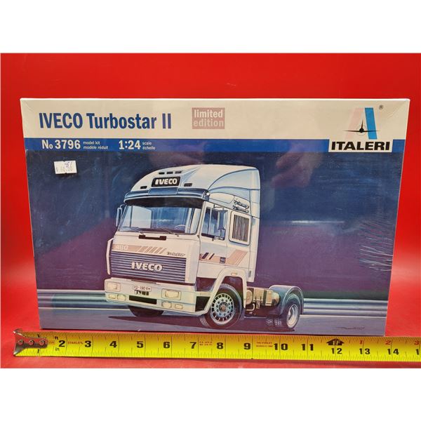 Sealed Italeri Iveco Turbostar II No. 3796 1:24 Scale