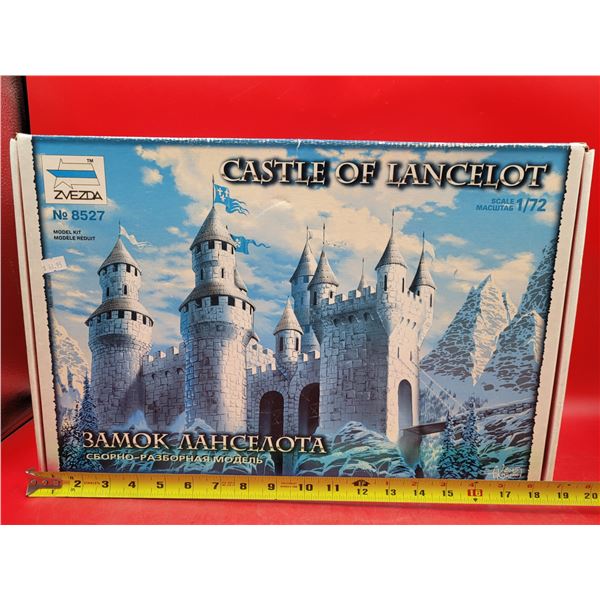 Unbuilt Zvezda Castle of Lancelot 1/72 Scale Model Kit