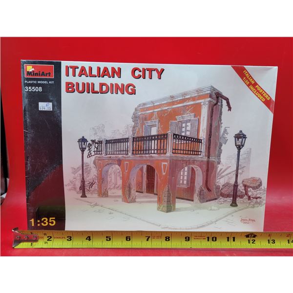 Sealed MiniArt Italian City Building 1:35 Scale Model Kit